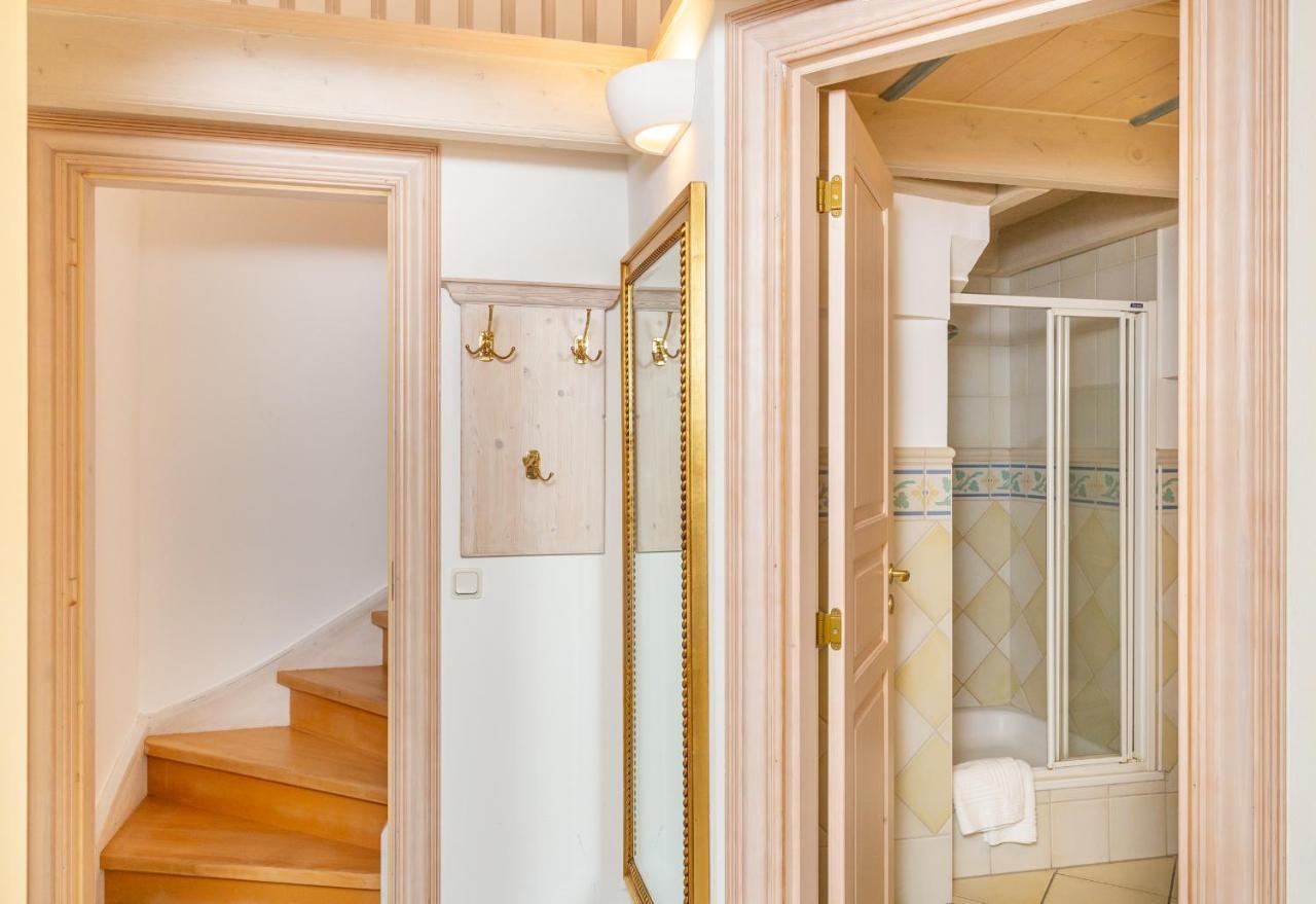 Friesenglueck Apartment เนเบอ ภายนอก รูปภาพ