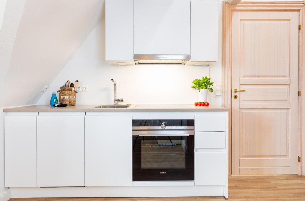 Friesenglueck Apartment เนเบอ ภายนอก รูปภาพ